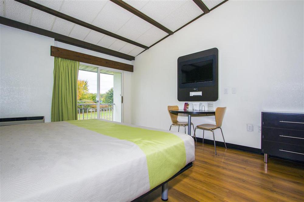 Motel 6-Geneva, Oh Rom bilde