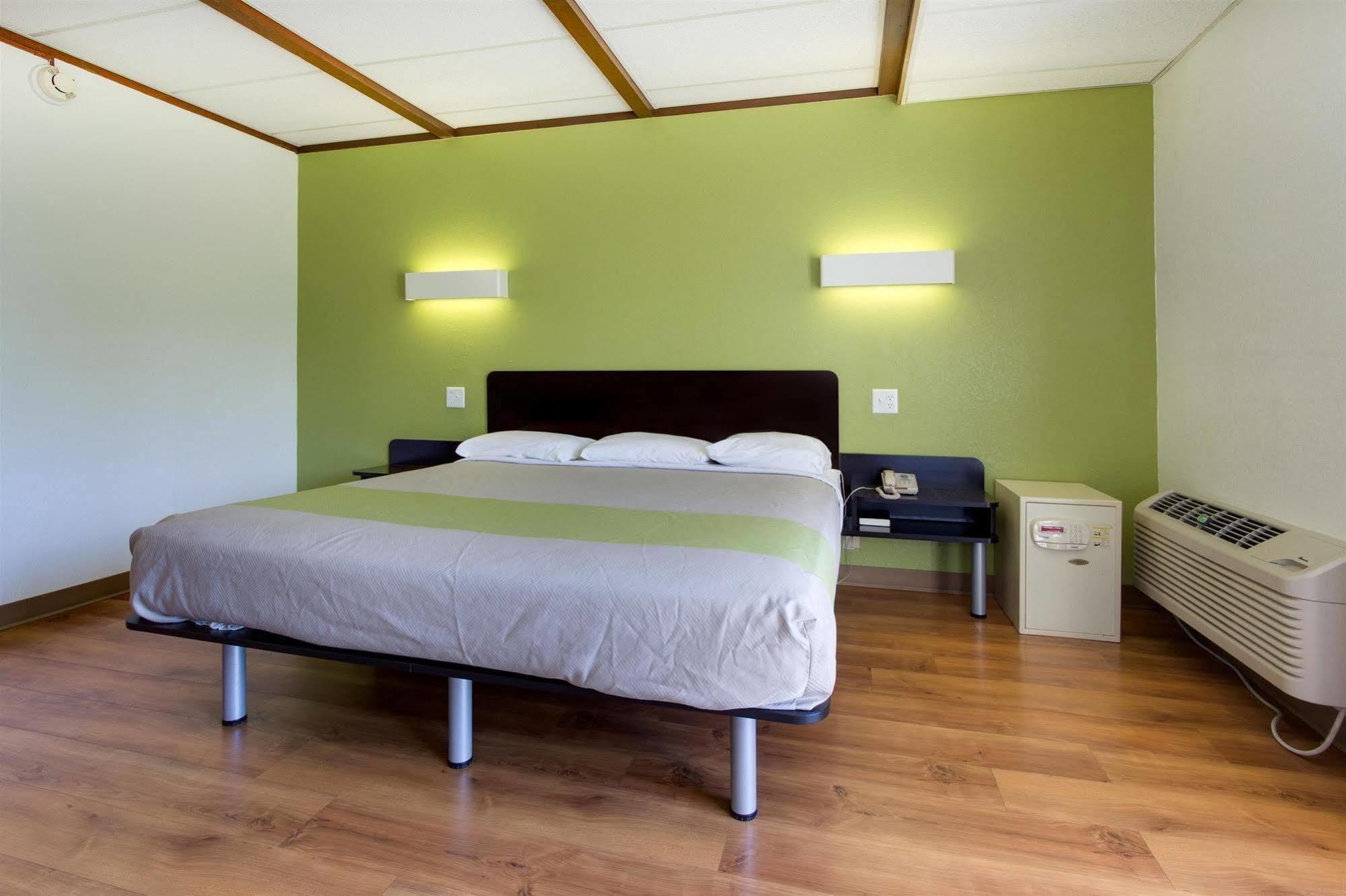 Motel 6-Geneva, Oh Eksteriør bilde